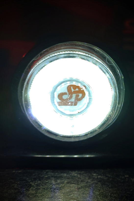 چراغ بغل لاستیکی قرمز سفید چراغ بغل انواع تریلر مدل گوشواره ای ۲۴ولت چراغ بغل گوشواره ای چراغ بغل گوشواره ای ۲۴ولت چراغ بغل گوشواره ای تریلر چراغ بغل گوشواره استیل چراغ بغل تریلی بیضی نارنجی 24 ولت با 5 ال ای دی چراغ بغل بیضی