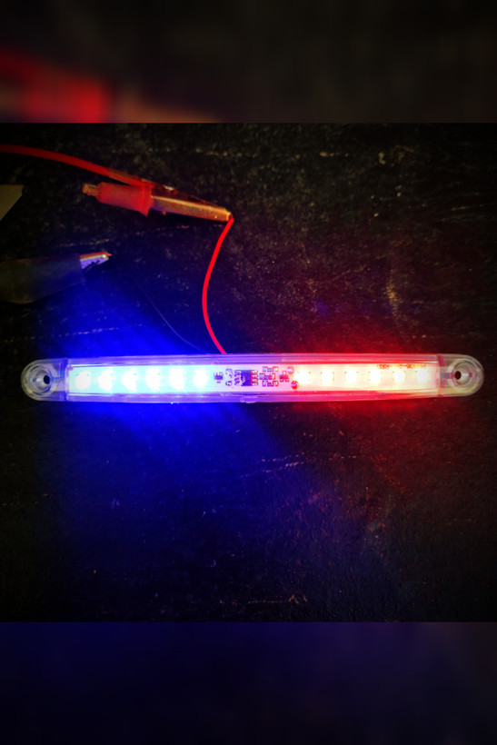 چراغ فلاشر فدرالی پلیسی چراغ فدرال ۲۴سانتیمتر چراغ فدرال ۲۴ولت چراغ فلاشر پلیسی۲۴ولت چراغ فلاشر پلیسی قرمز آبی چراغ فلاشر پلیسی طول ۱۶سانتیمتر چراغ فلاشر پلیسی۸کانال چراغ فلاشر پلیسی هشت کانال چراغ فدرال ۸کانال چراغ فدرال هشت