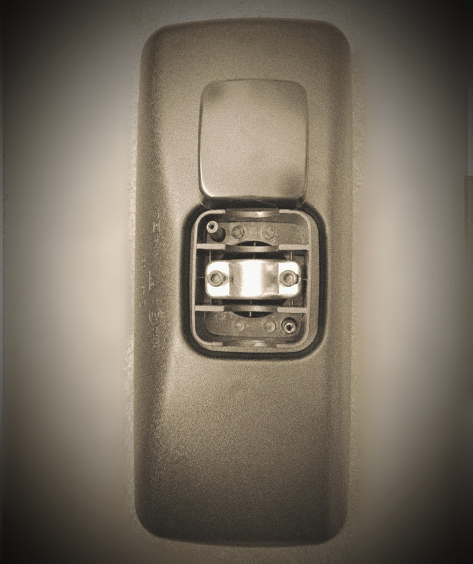 آینه بغل بنز ده تن جدید آتگوآینه بغل  آینه بغل بنز ده تن  آینه بغل بنز مایلر  آینه بغل خاور  آینه بغل کامیون  آینه بغل مینیبوس  آینه بغل مینی بوس  آینه بغل ۳۰۹  آینه بغل کامیون نسل قدیم  آینه بغل اسکانیا  آینه بغل اسکانیا فلزی  آینه بغل کامیون ولوو