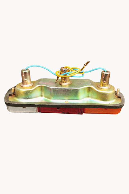 چراغ خطر چراغ خطر کامل ده تن جدید طلوع چراغ خطر کامل تویوتایی چراغ خطر کامل عقب تریلی و کامیون مدل مایانی برند لدوکس Mayan kogel چراغ خطر عقب لدوکس چراغ خطر عقب مایان چراغ خطر کامل مایان عاج دار طلوع