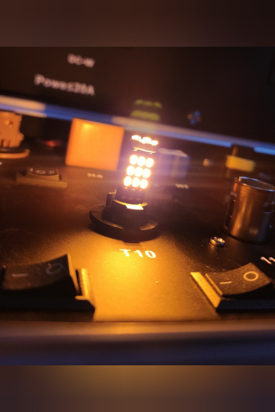 چراغ ۵۷تایی کوچک خودروچراغ سقف دورنگ دوکاره چراغ سقف ۲کاره لنز سه ردیفه چراغ سقف۲۴ولت چراغ سقف سفید یخی چراغ سقف مهتابی چراغ سقف مهتابی دورنگ دوکاره چراغ سقف مهتابی ۱۲ولت چراغ سقف مهتابی نئونی