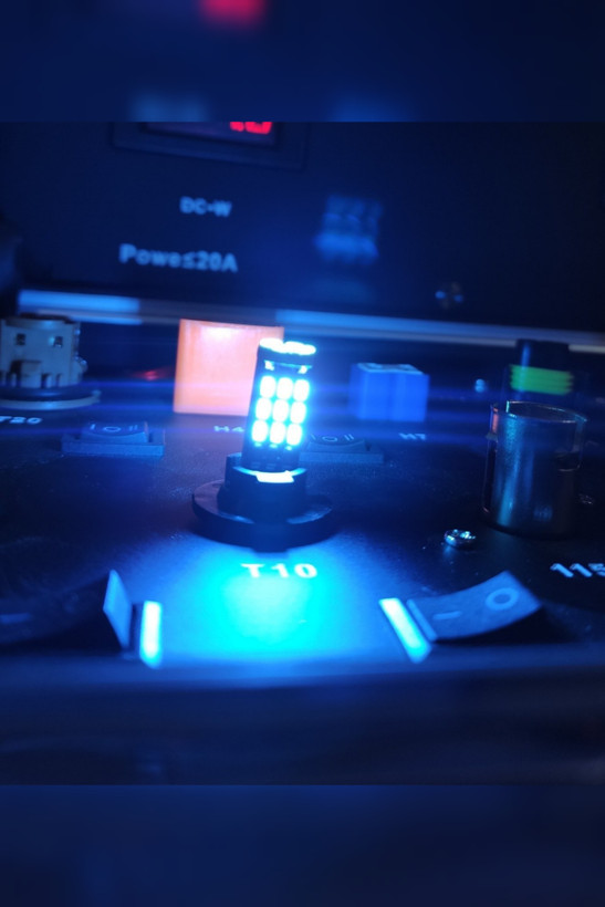 چراغ سکن ۵۷تاییچراغ سقف دورنگ دوکاره چراغ سقف ۲کاره لنز سه ردیفه چراغ سقف۲۴ولت چراغ سقف سفید یخی چراغ سقف مهتابی چراغ سقف مهتابی دورنگ دوکاره چراغ سقف مهتابی ۱۲ولت چراغ سقف مهتابی نئونی