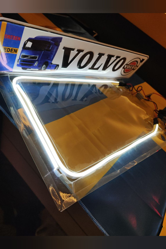 نئون داخل چراغ جلو ولوو افهاش مدل ال محافظ چراغ جلو بنز ده تن نئون داخل چراغ جلو ولووL