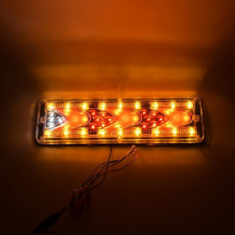 چراغ خطر بنز اکتروس جدید چراغ خطر کامیون سوکت دار چراغ خطر MP3 چراغ خطر MP5 چراغ خطر کامیون مدل اویکو 440 قابل نصب در انواع ماشین سنگین و خودروهای یخچال دار نیسان خاور چراغ خطر اویکو